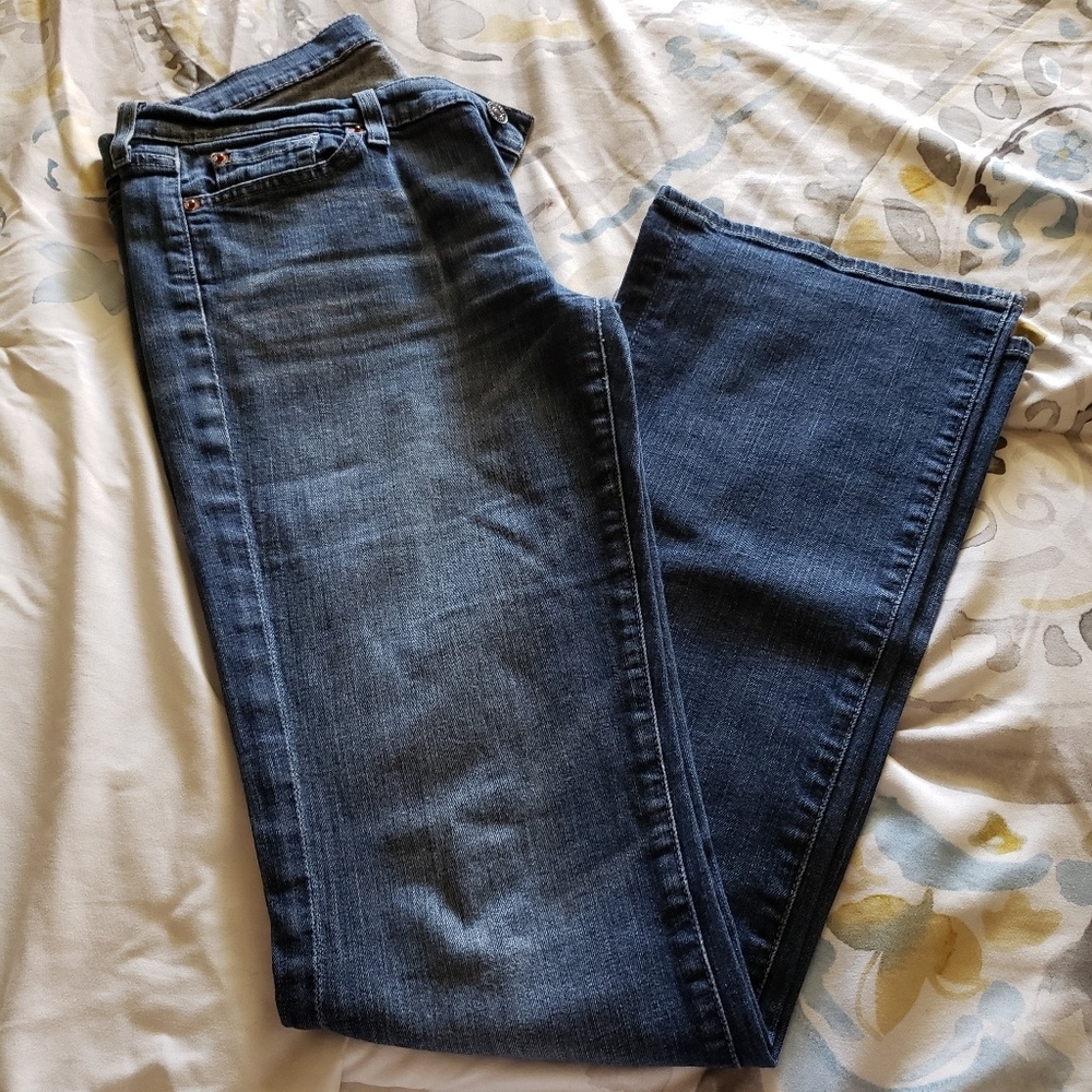 7FAMK hip, boot cut Jean's 30/10